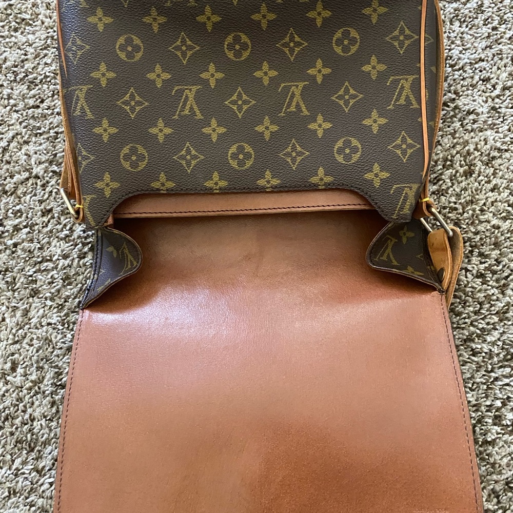 Great condition for a vintage LV crossbody